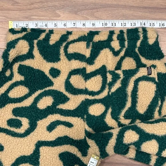 Parks Project Green and Tan Joggers - Picture 14 of 16